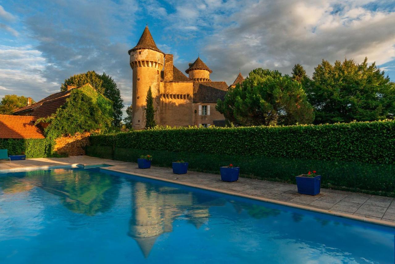 Chateau Garinie 15Th Century Medieval Castle In The South Of France Lugan  Zewnętrze zdjęcie